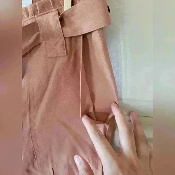 NWT Nine West High-Waisted Paperbag Utility Shorts "Mocha Frosting" Size M - Picture 2 of 7